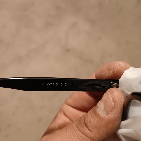 Burberry Glasses - Picture 6 of 6